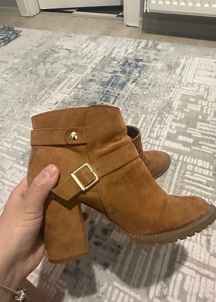 BERSHKA bot - Görsel 2