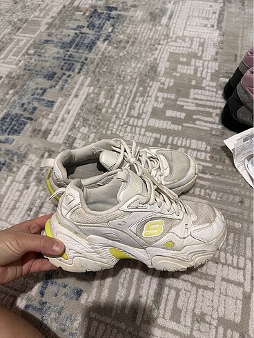Skechers spor ayakkabı