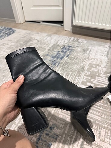 BERSHKA bot - Görsel 6