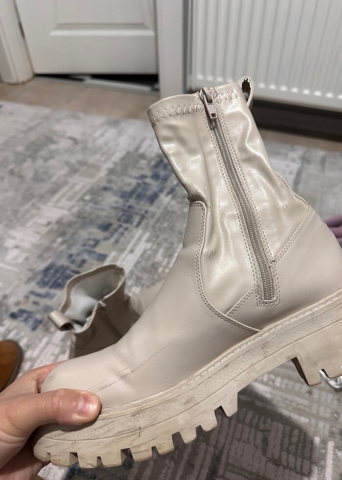 Pull and Bear bot - Görsel 3