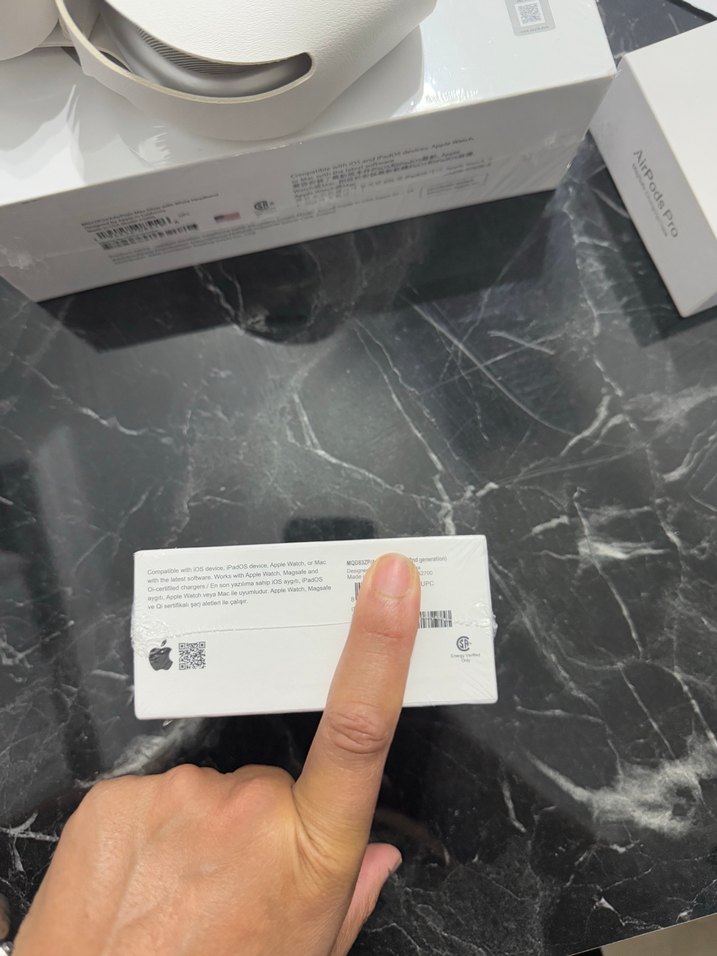 Apple airpods pro  Beyaz Kablosuz Kulaklık - Görsel 4