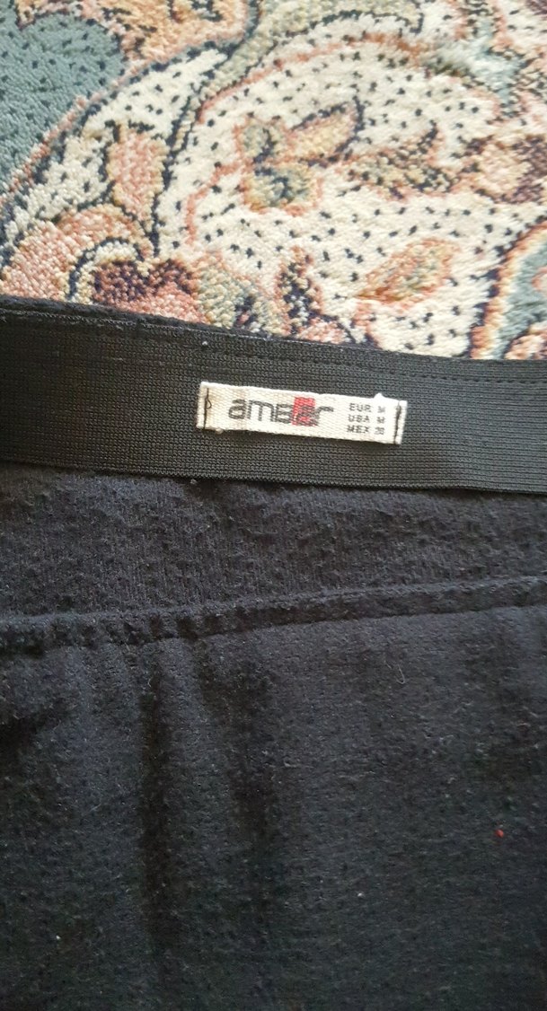 Siyah Mini Etek, Sokak Stili - Görsel 4