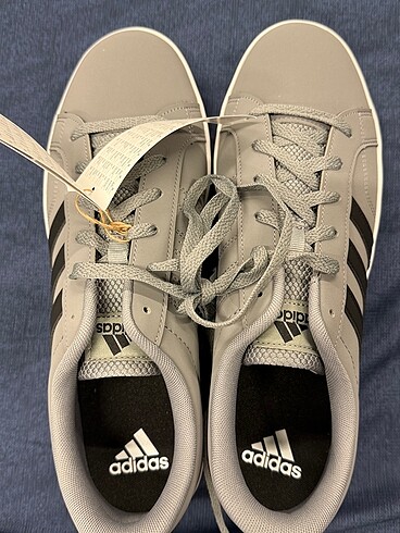 39 Beden Adidas Spor Ayakkabı
