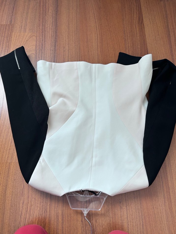 Zarif Siyah Beyaz Kadın Ceket - Görsel 4