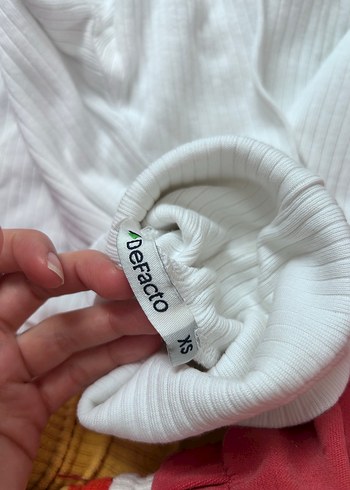 Beyaz Kadın Boğazlı İnce Triko Kazak - Görsel 4