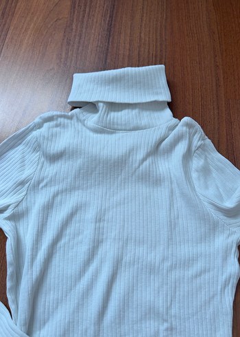 Beyaz Kadın Boğazlı İnce Triko Kazak - Görsel 3