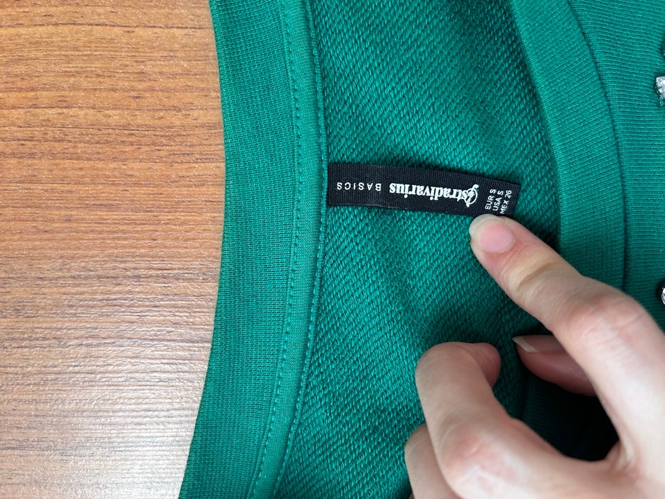 Taşlı yeşil sweatshirt - Görsel 3