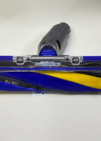 Dyson v12 fluffy optik lazer başlık - Görsel 4