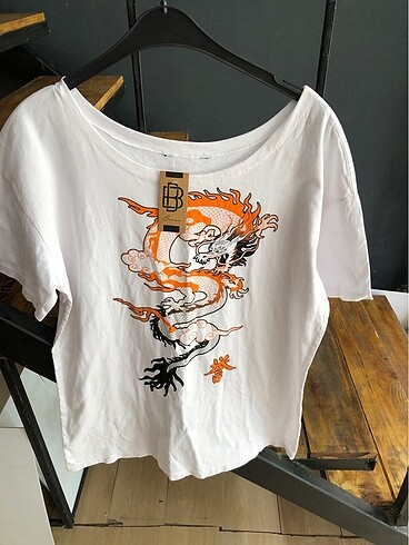 l Beden çeşitli Renk L beden etiketli tshirt ünisex