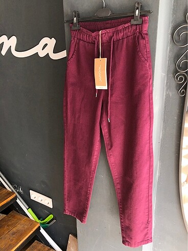 s Beden bordo Renk S beden etiketli pantolon