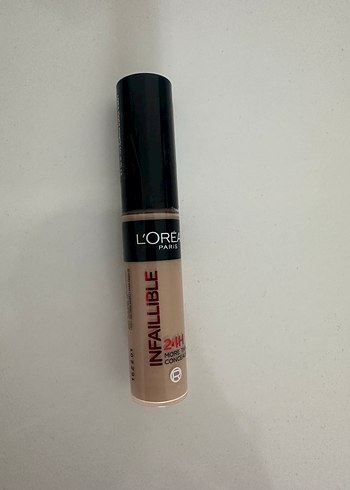 Bej L'Oréal İnfaillible Kapatıcı 24 Saat