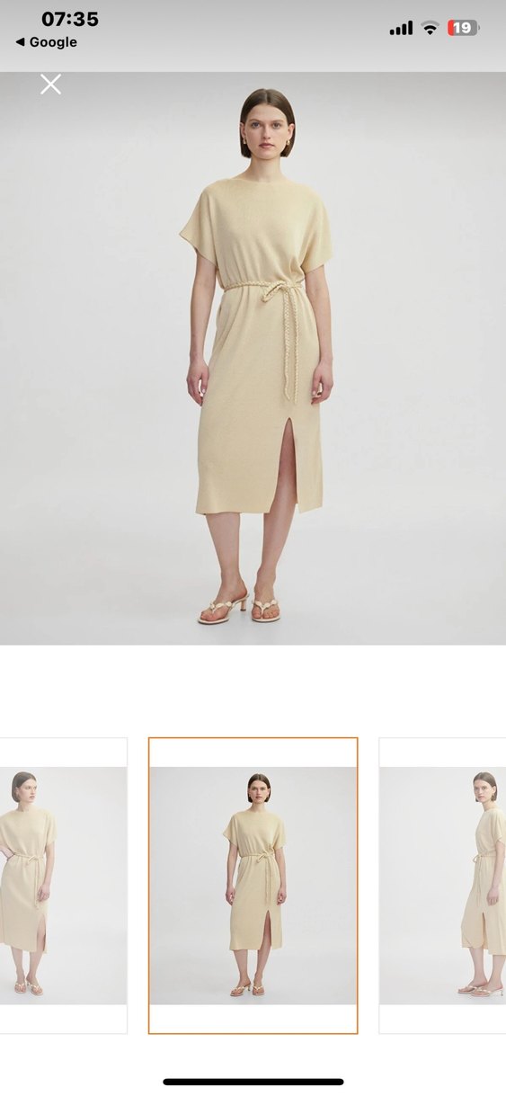 Bej V Yakalı Uzun Kadın Elbise - Görsel 4