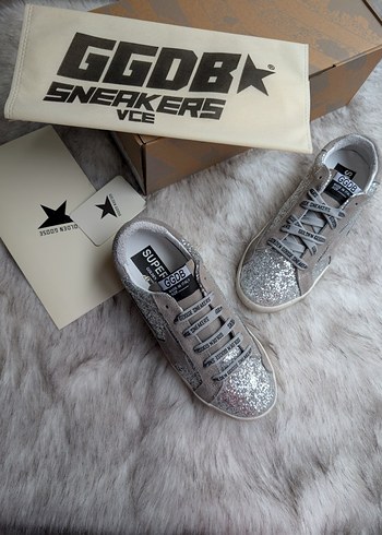 Golden Goose Deluxe Simli Gümüş Kadın Spor Ayakkabı - Görsel 3