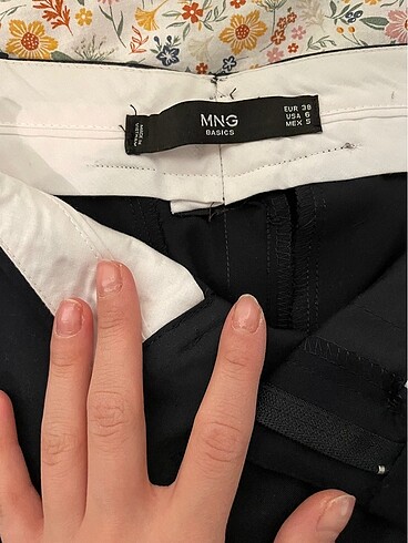38 Beden lacivert Renk Mango basic kumas pantolon lacivert