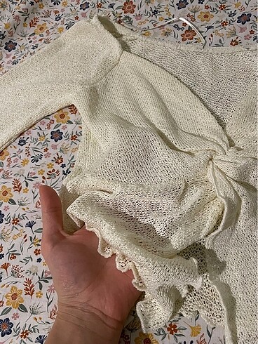 xs Beden Kelebek gibi duran crop
