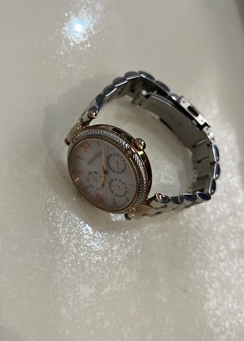 Zincir Detaylı Modern Klasik Kadın Saati - Görsel 5