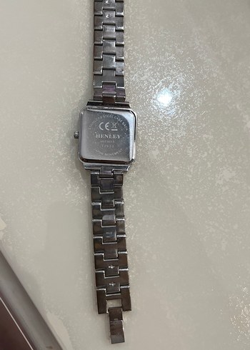 Gri Kadın Kol Saati Metal Kordonlu - Görsel 3