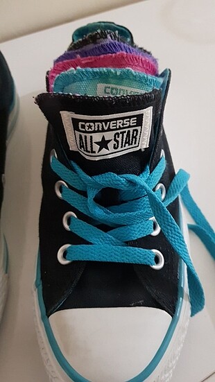 Converse ayakkabı orjinaldir