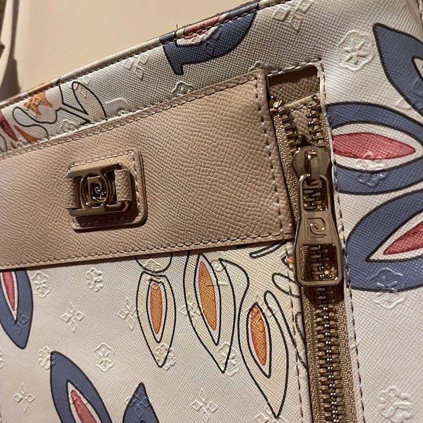 Bej Desenli Fermuarlı Deri Kadın Çanta - Görsel 3