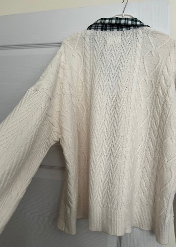 Düğmeli Beyaz Triko Kadın Hırka - Görsel 3