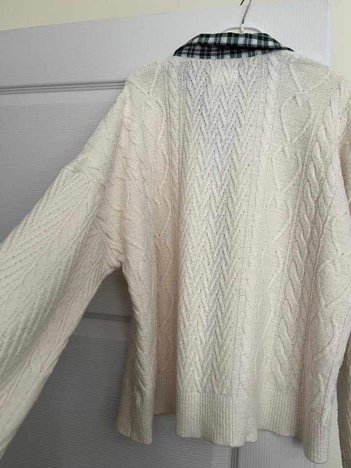 Düğmeli Beyaz Triko Kadın Hırka - Görsel 3