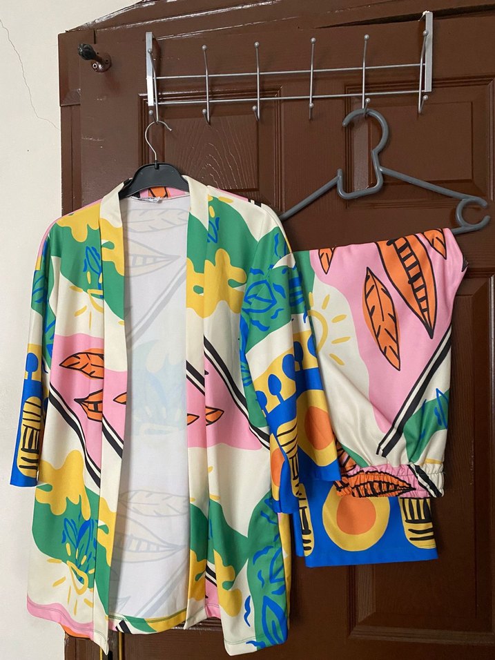 Renkli Baskılı Kadın Kimono - Görsel 2