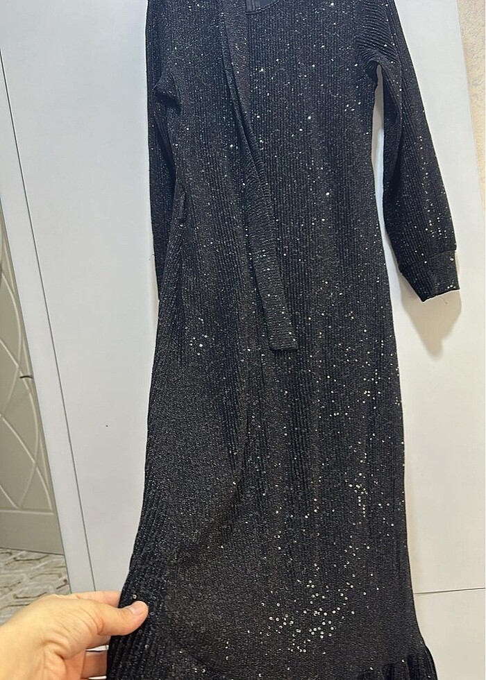 Pul detaylı midi boy esnek abiye - Görsel 2