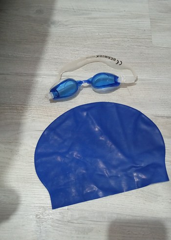 Mavi Şeffaf Yüzücü Gözlüğü ve Bone Seti - Görsel 2