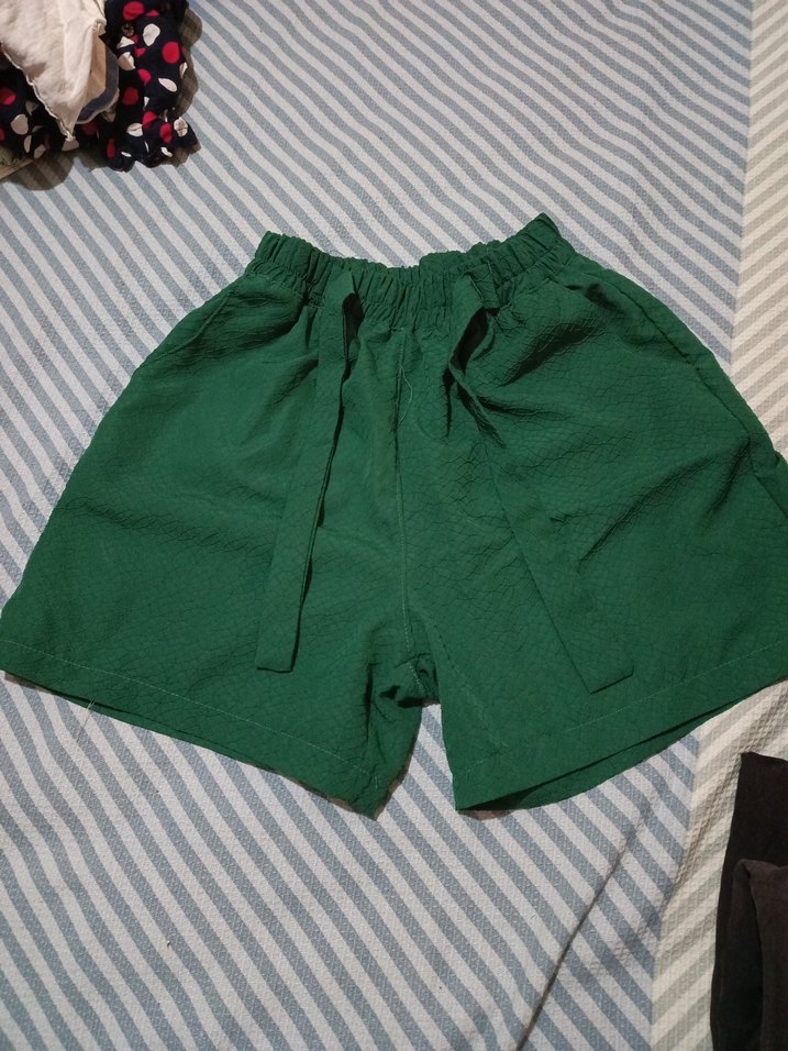 Yeşil Salaş Hamile Mini Şort - Görsel 3