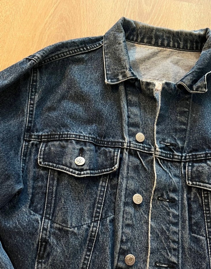 Düğmeli Koyu Mavi Kadın Denim Ceket - Görsel 2