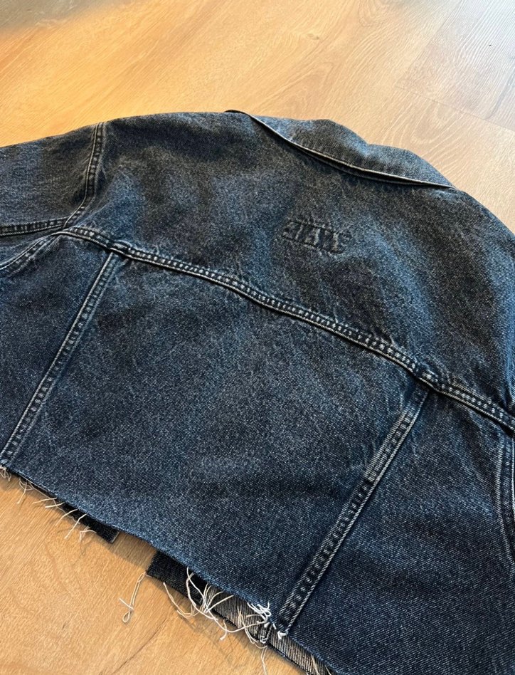 Düğmeli Koyu Mavi Kadın Denim Ceket - Görsel 4