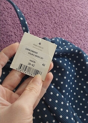 42 Beden DAGI marka bikini üstü