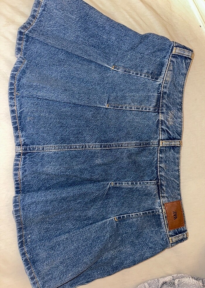 Zara hafif parıltılı jean etek - Görsel 2