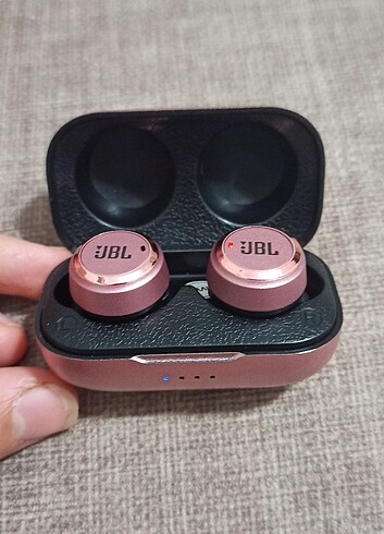 JBL kulaklık 
