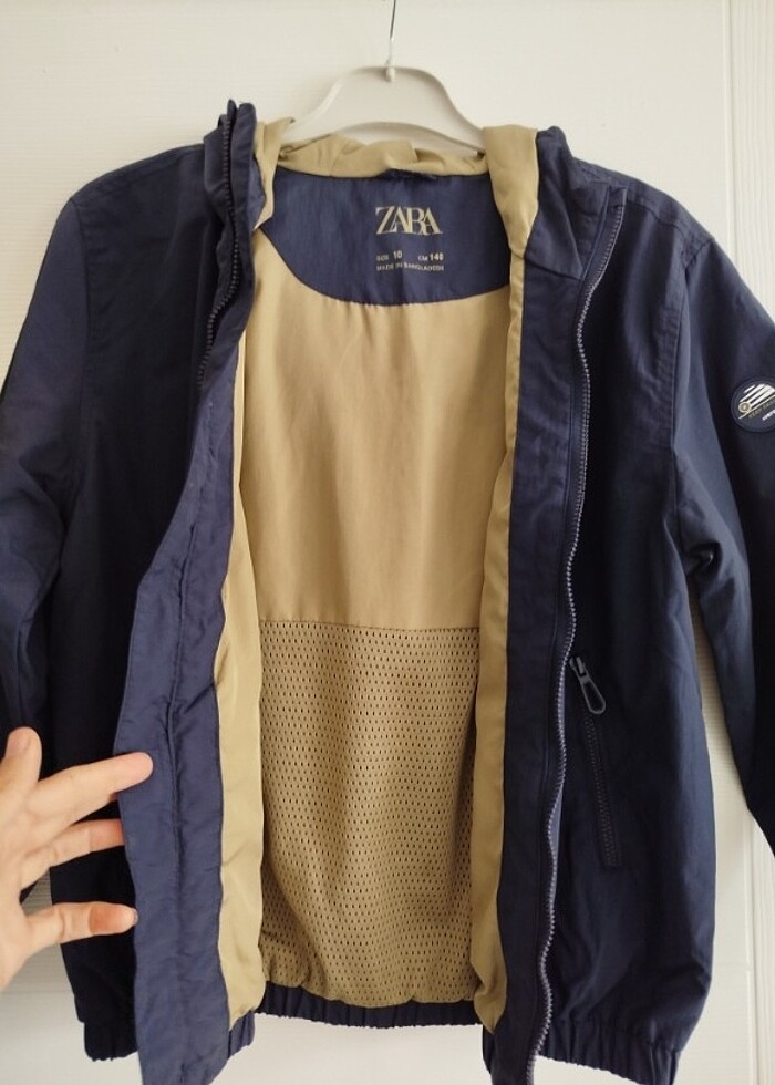 Zara yağmurluk - Görsel 4