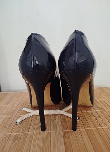 Diğer Stiletto