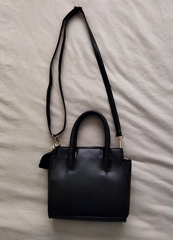 Siyah kol çantası 