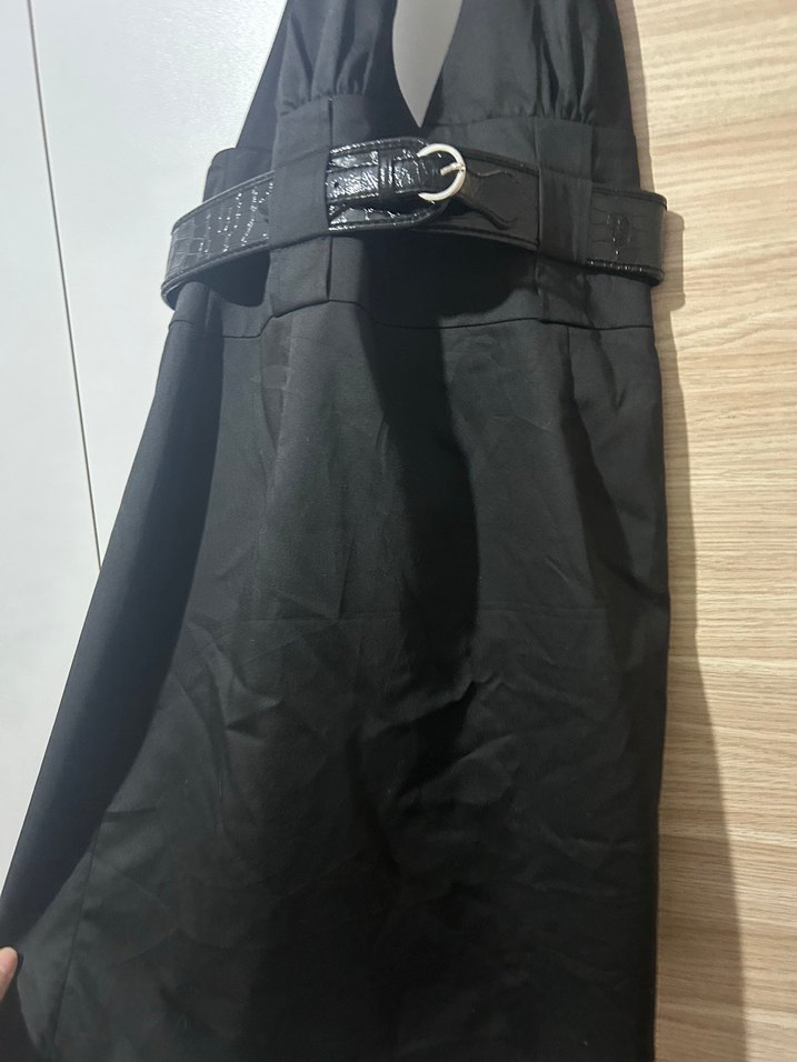 Siyah Midi Halter Yaka Kemerli Elbise - Görsel 5