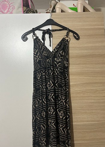 boyundan bağlamalı elbise - Görsel 4