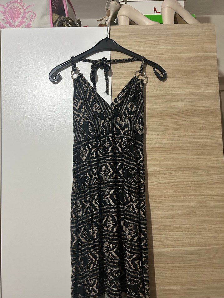 boyundan bağlamalı elbise - Görsel 4