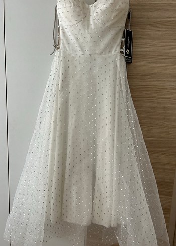 Beyaz Straplez A Kesim Gelinlik - Görsel 5