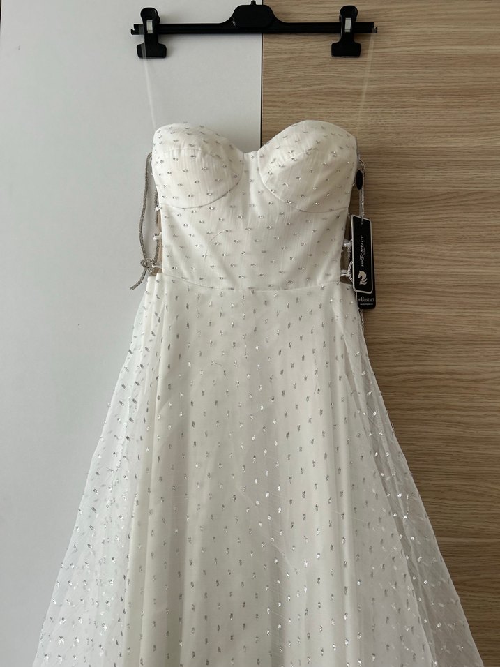 Beyaz Straplez A Kesim Gelinlik - Görsel 3