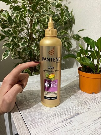 Pantene Belirgin Bukleler Yoğun Bakım Kremi