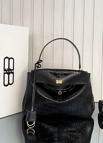 Balenciaga Balenciaga Rodeo Medium Suede Bag
