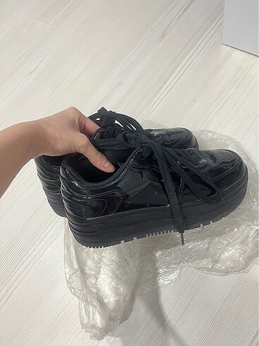 Bershka siyah sneaker