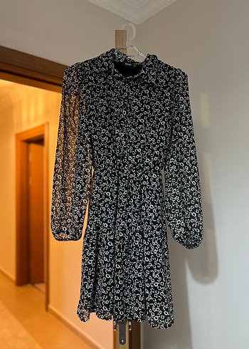 Düğmeli Siyah Midi Uzun Kollu tül elbise - Görsel 7