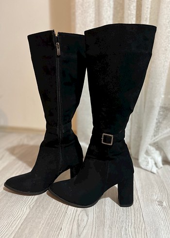 Siyah Süet Tokalı Kadın Diz Boyu Bot - Görsel 6