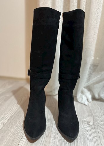 Siyah Süet Tokalı Kadın Diz Boyu Bot - Görsel 8