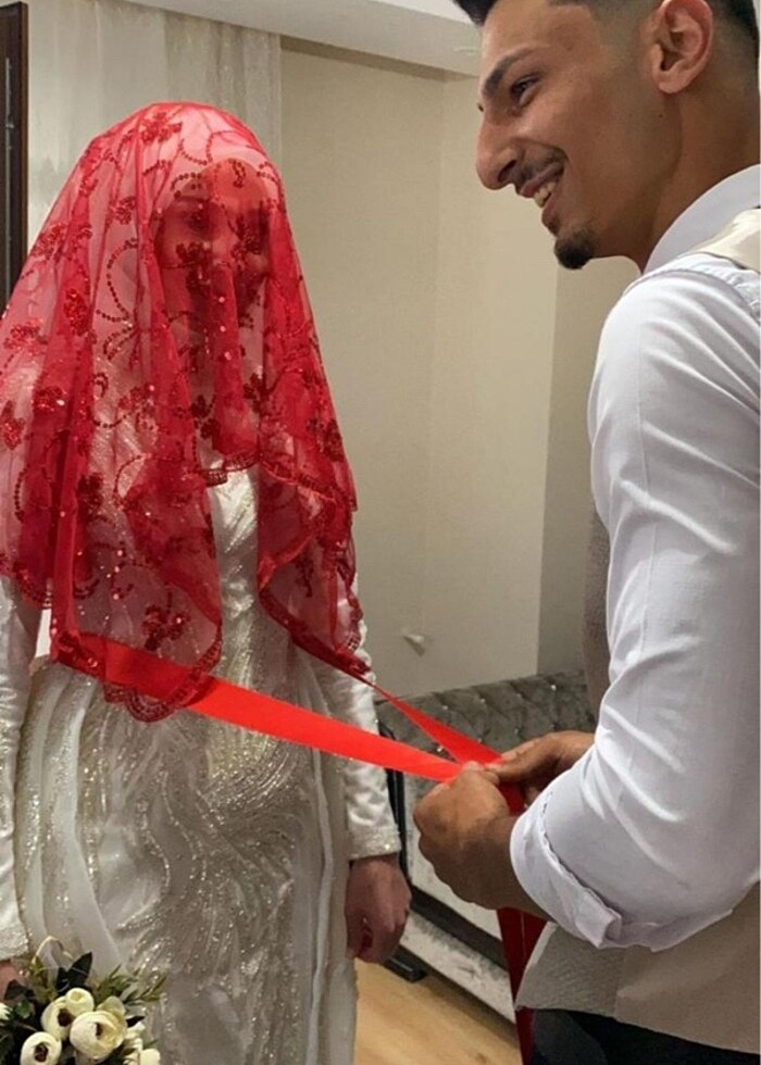 Meas ponsa tasarımı gelinlim - Görsel 3