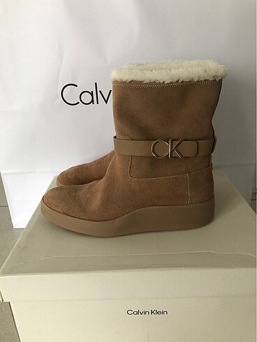 38 Beden CALVİN KLEİN BOT